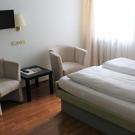 Hotel Ulmer Spatz Kültér fotó