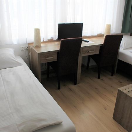 Hotel Ulmer Spatz Kültér fotó